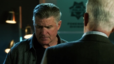 CSI_CRIME_SCENE_INVESTIGATION_-_E14X22_DEAD_IN_HIS_TRACKS_1233.jpg