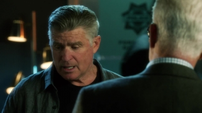 CSI_CRIME_SCENE_INVESTIGATION_-_E14X22_DEAD_IN_HIS_TRACKS_1238.jpg