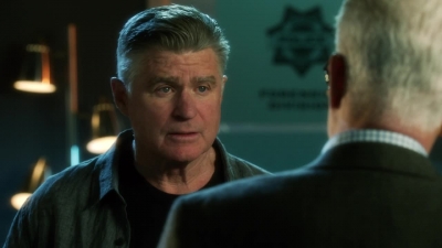 CSI_CRIME_SCENE_INVESTIGATION_-_E14X22_DEAD_IN_HIS_TRACKS_1242.jpg