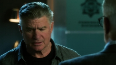 CSI_CRIME_SCENE_INVESTIGATION_-_E14X22_DEAD_IN_HIS_TRACKS_1252.jpg