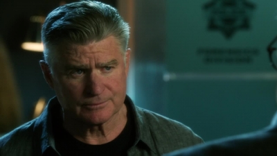 CSI_CRIME_SCENE_INVESTIGATION_-_E14X22_DEAD_IN_HIS_TRACKS_1268.jpg