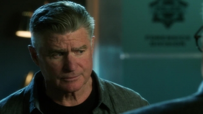 CSI_CRIME_SCENE_INVESTIGATION_-_E14X22_DEAD_IN_HIS_TRACKS_1269.jpg
