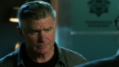 CSI_CRIME_SCENE_INVESTIGATION_-_E14X22_DEAD_IN_HIS_TRACKS_1270.jpg