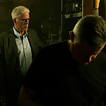 CSI_CRIME_SCENE_INVESTIGATION_-_E14X22_DEAD_IN_HIS_TRACKS_0847.jpg