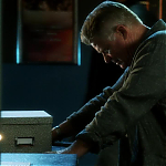 CSI_CRIME_SCENE_INVESTIGATION_-_E14X22_DEAD_IN_HIS_TRACKS_1079.jpg