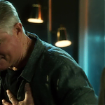 CSI_CRIME_SCENE_INVESTIGATION_-_E14X22_DEAD_IN_HIS_TRACKS_1093.jpg