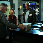 CSI_CRIME_SCENE_INVESTIGATION_-_E14X22_DEAD_IN_HIS_TRACKS_1141.jpg
