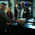 CSI_CRIME_SCENE_INVESTIGATION_-_E14X22_DEAD_IN_HIS_TRACKS_1144.jpg