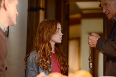 AMERICAN_ODYSSEY_-_E1X03_DROP_KING_STILLS_002.jpg