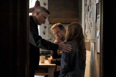 AMERICAN_ODYSSEY_-_E1X04_TANGO_UNIFORM_STILLS_001.jpg
