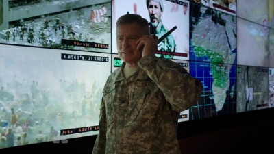 AMERICAN_ODYSSEY_-_E1X01_GONE_ELVIS_087.jpg