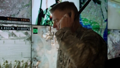 AMERICAN_ODYSSEY_-_E1X01_GONE_ELVIS_093.jpg