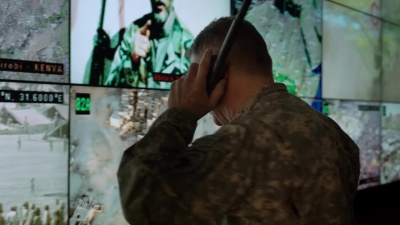 AMERICAN_ODYSSEY_-_E1X01_GONE_ELVIS_098.jpg
