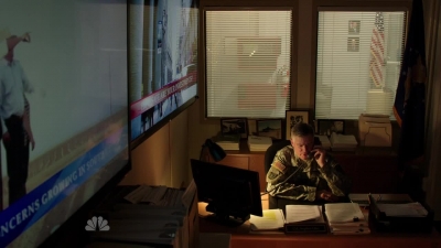 AMERICAN_ODYSSEY_-_E1X01_GONE_ELVIS_240.jpg