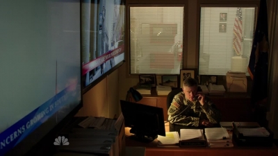 AMERICAN_ODYSSEY_-_E1X01_GONE_ELVIS_294.jpg