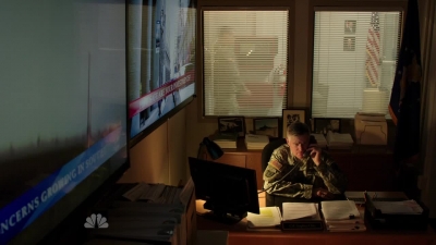 AMERICAN_ODYSSEY_-_E1X01_GONE_ELVIS_299.jpg