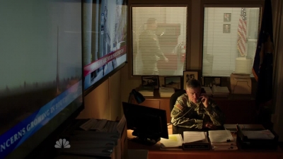 AMERICAN_ODYSSEY_-_E1X01_GONE_ELVIS_300.jpg