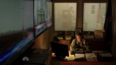 AMERICAN_ODYSSEY_-_E1X01_GONE_ELVIS_309.jpg