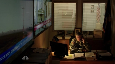 AMERICAN_ODYSSEY_-_E1X01_GONE_ELVIS_315.jpg