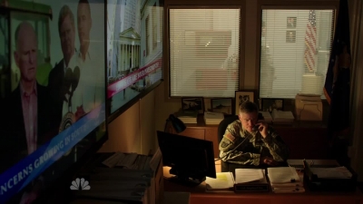 AMERICAN_ODYSSEY_-_E1X01_GONE_ELVIS_320.jpg