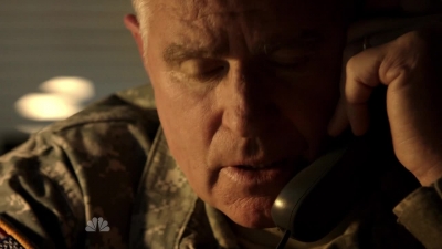 AMERICAN_ODYSSEY_-_E1X01_GONE_ELVIS_368.jpg