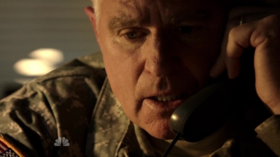 AMERICAN_ODYSSEY_-_E1X01_GONE_ELVIS_372.jpg
