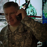 AMERICAN_ODYSSEY_-_E1X01_GONE_ELVIS_088.jpg