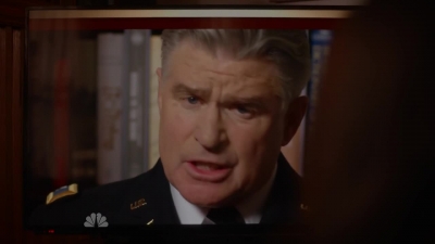 AMERICAN_ODYSSEY_-_E1X02_OSCAR_MIKE_104.jpg