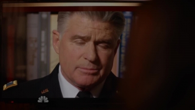 AMERICAN_ODYSSEY_-_E1X02_OSCAR_MIKE_136.jpg
