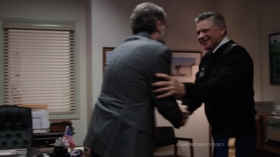 AMERICAN_ODYSSEY_-_E1X03_DROP_KING_003.jpg