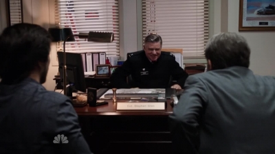 AMERICAN_ODYSSEY_-_E1X03_DROP_KING_012.jpg