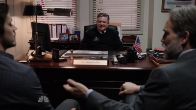 AMERICAN_ODYSSEY_-_E1X03_DROP_KING_053.jpg