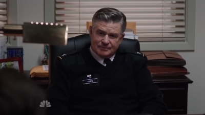 AMERICAN_ODYSSEY_-_E1X03_DROP_KING_082.jpg