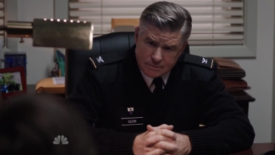 AMERICAN_ODYSSEY_-_E1X03_DROP_KING_275.jpg