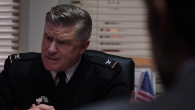 AMERICAN_ODYSSEY_-_E1X03_DROP_KING_358.jpg