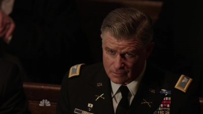 AMERICAN_ODYSSEY_-_E1X04_TANGO_UNIFORM_074.jpg