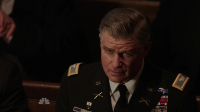 AMERICAN_ODYSSEY_-_E1X04_TANGO_UNIFORM_080.jpg