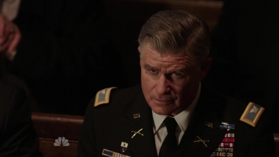 AMERICAN_ODYSSEY_-_E1X04_TANGO_UNIFORM_085.jpg