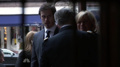 AMERICAN_ODYSSEY_-_E1X04_TANGO_UNIFORM_122.jpg