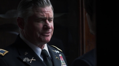 AMERICAN_ODYSSEY_-_E1X04_TANGO_UNIFORM_153.jpg