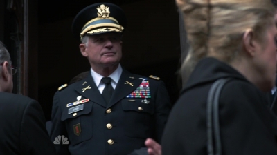 AMERICAN_ODYSSEY_-_E1X04_TANGO_UNIFORM_207.jpg