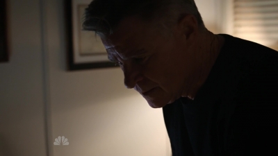 AMERICAN_ODYSSEY_-_E1X04_TANGO_UNIFORM_312.jpg