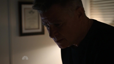 AMERICAN_ODYSSEY_-_E1X04_TANGO_UNIFORM_319.jpg