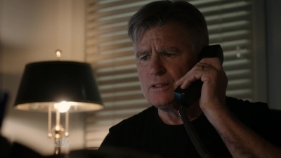 AMERICAN_ODYSSEY_-_E1X05_BEAT_FEET_032.jpg