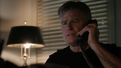 AMERICAN_ODYSSEY_-_E1X05_BEAT_FEET_038.jpg