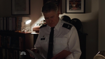 AMERICAN_ODYSSEY_-_E1X05_BEAT_FEET_225.jpg