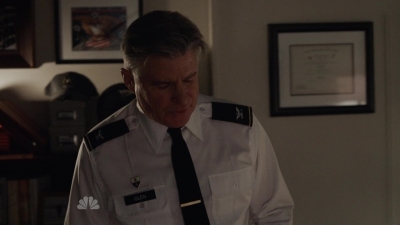 AMERICAN_ODYSSEY_-_E1X05_BEAT_FEET_240.jpg