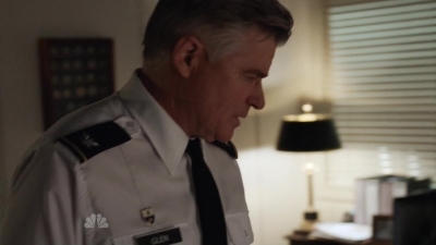 AMERICAN_ODYSSEY_-_E1X05_BEAT_FEET_247.jpg