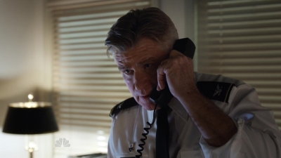 AMERICAN_ODYSSEY_-_E1X05_BEAT_FEET_300.jpg
