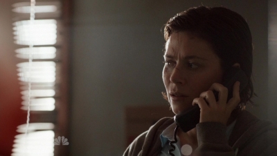 AMERICAN_ODYSSEY_-_E1X05_BEAT_FEET_320.jpg
